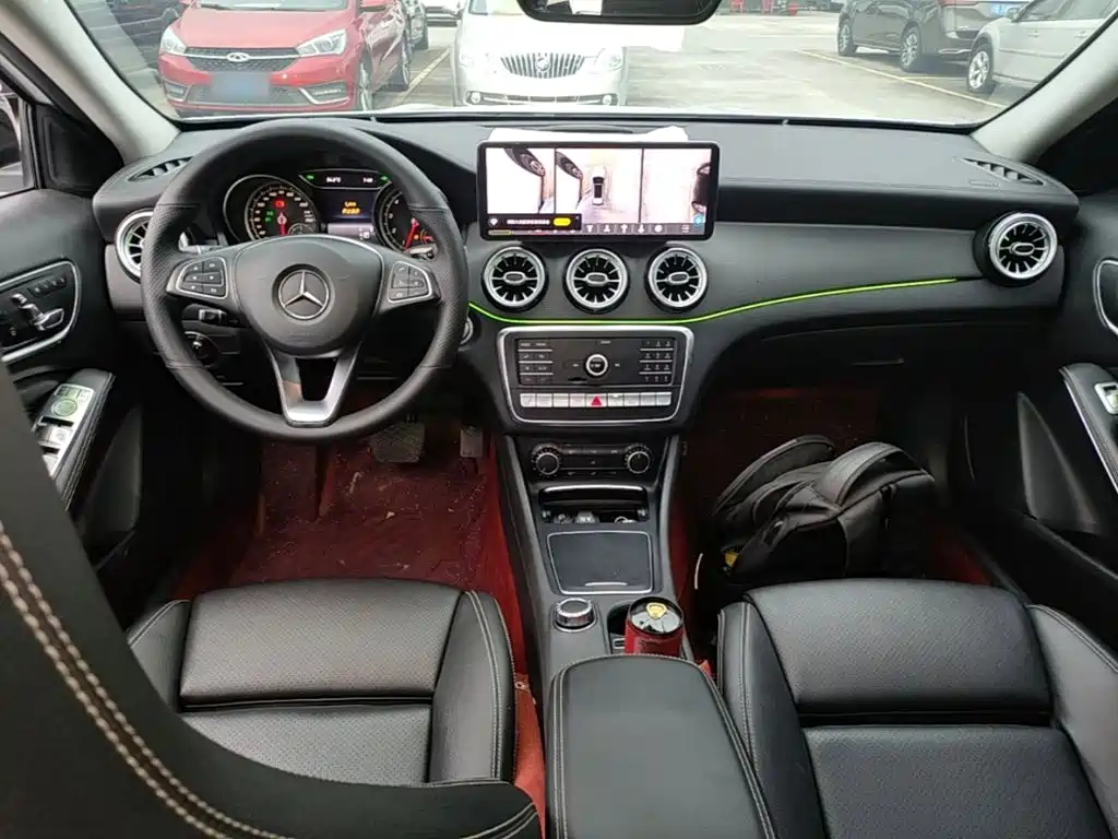 Mercedes-Benz GLA — миниатюра 10