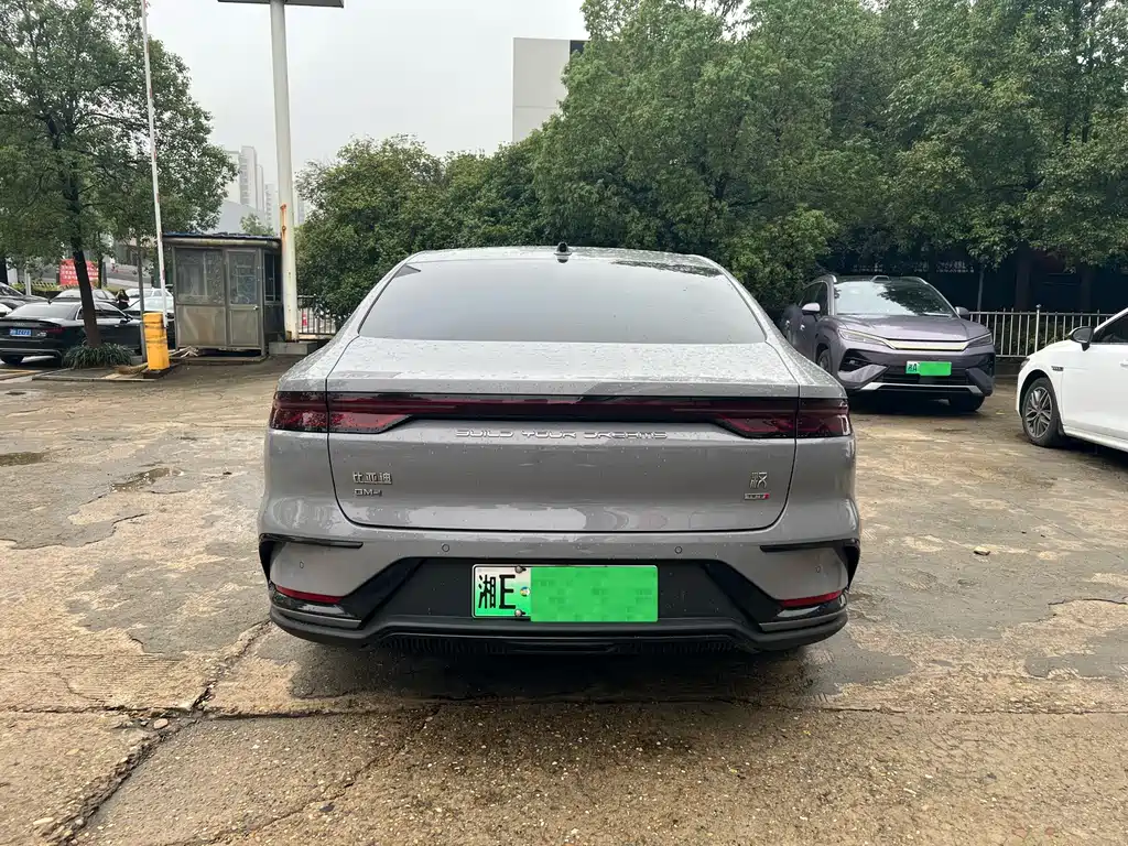 BYD Han — миниатюра 8