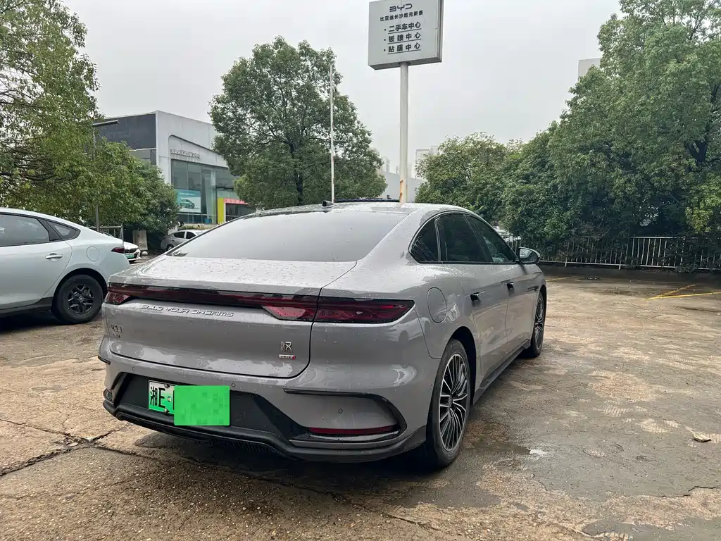 BYD Han — миниатюра 9