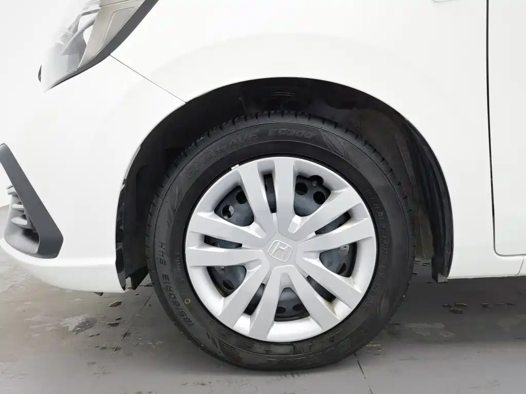 Honda Fit — миниатюра 17