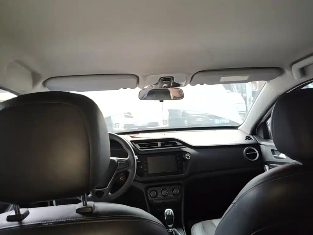 Chery Tiggo 3x — миниатюра 18