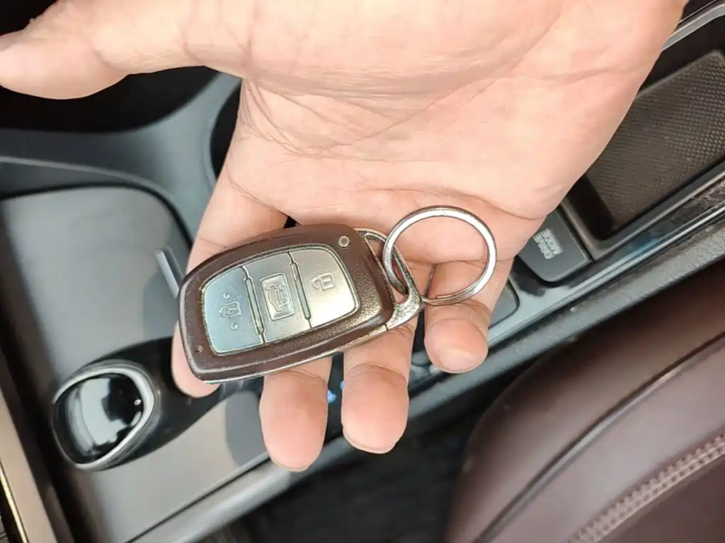 Hyundai Sonata — миниатюра 9