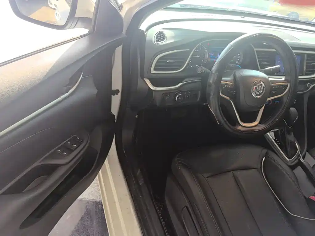 Buick Excelle — миниатюра 16