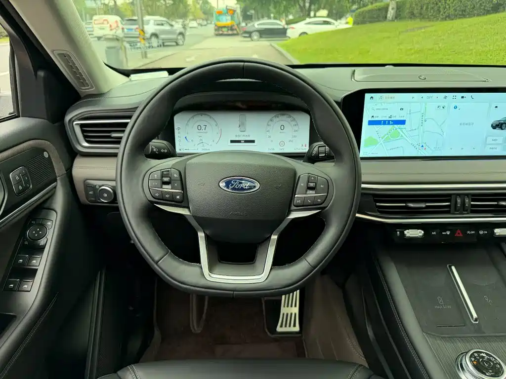 Ford Explorer — миниатюра 14