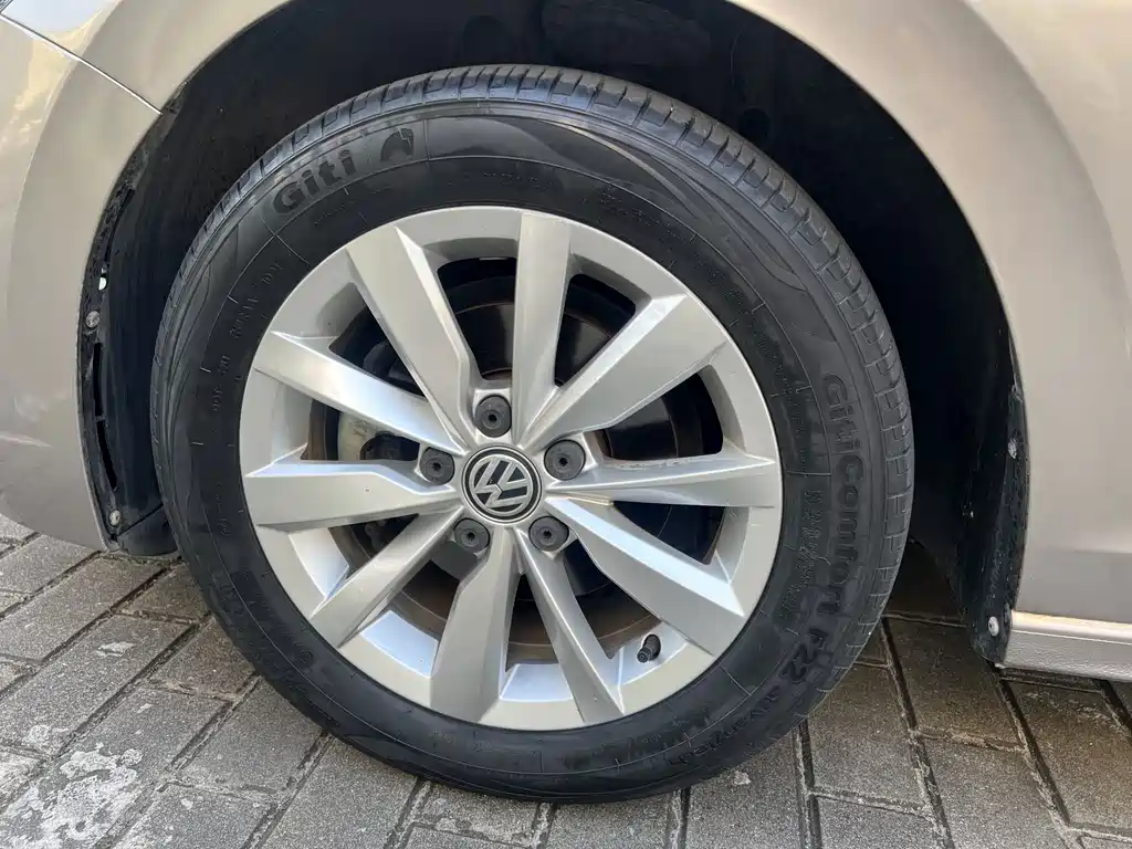 Volkswagen Bora — миниатюра 14