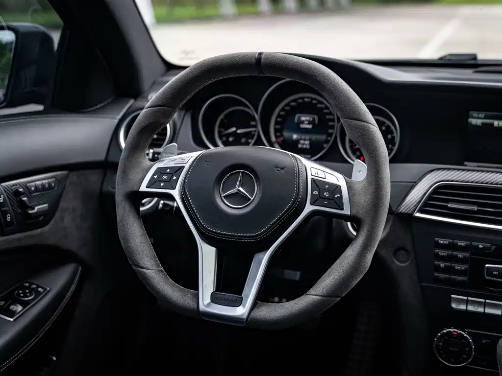Mercedes-Benz C-Class AMG — миниатюра 13