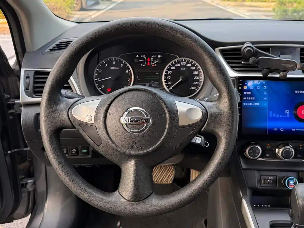 Nissan Sylphy — миниатюра 6