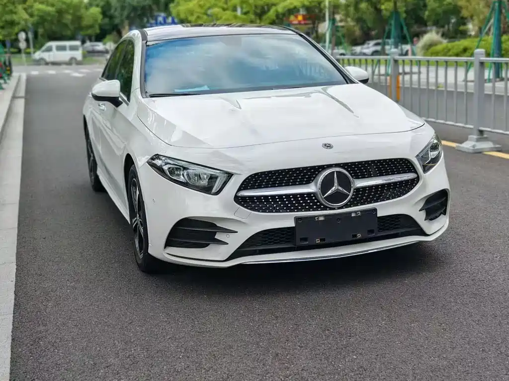 Mercedes-Benz A-Class — миниатюра 3