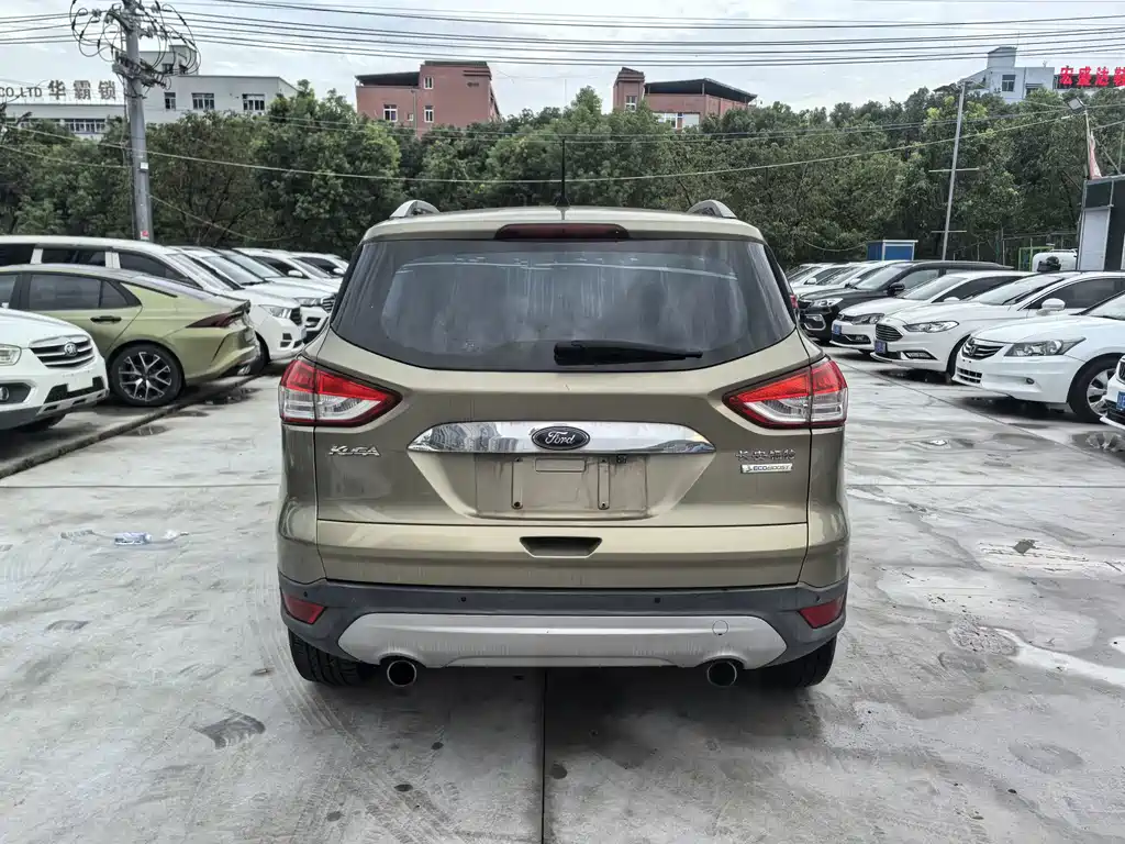 Ford Kuga — миниатюра 6