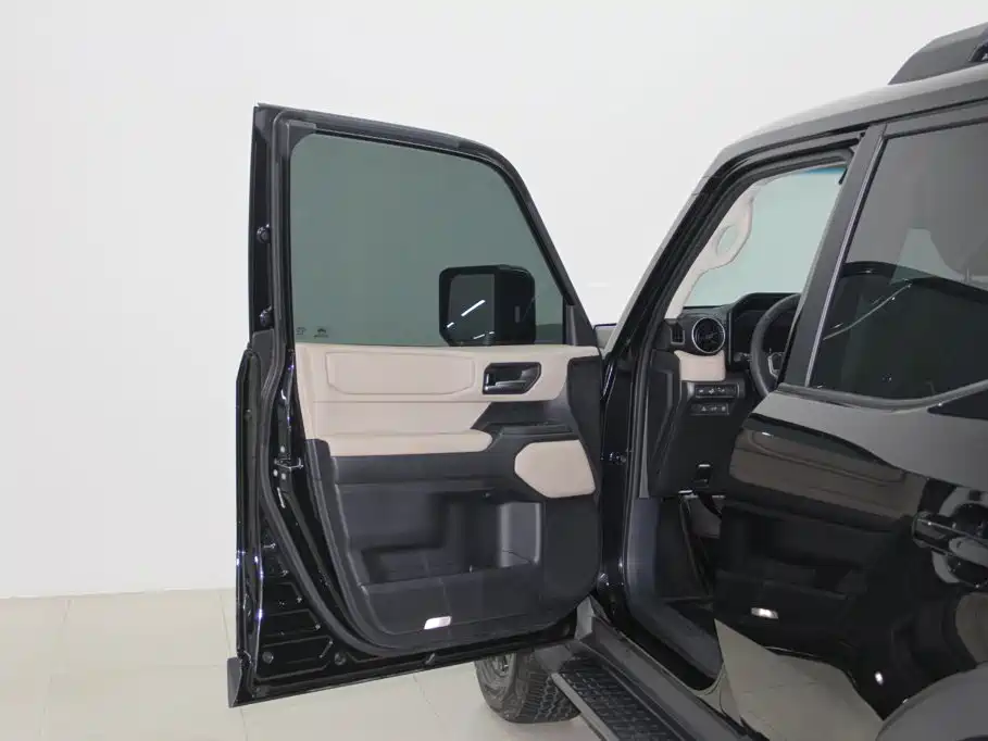 Toyota Prado — миниатюра 5