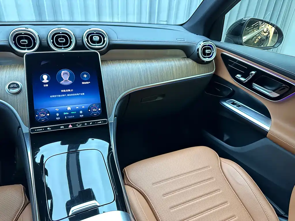 Mercedes-Benz GLC — миниатюра 14