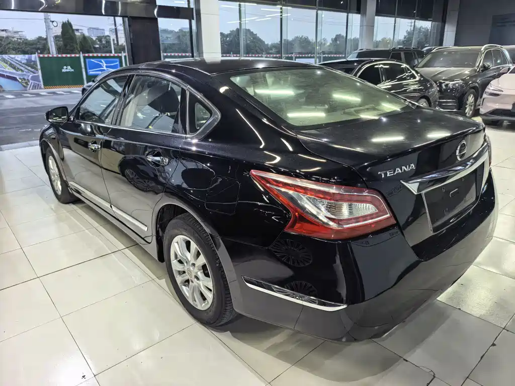Nissan Teana — миниатюра 6
