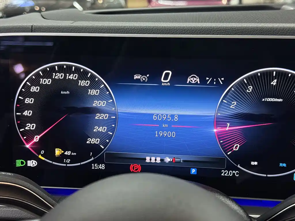 Mercedes-Benz GLE (Import) — миниатюра 12