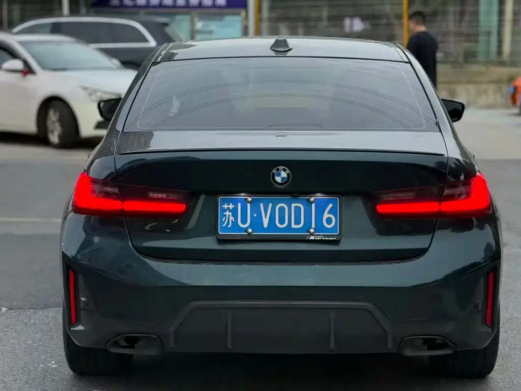 BMW 3 Series — миниатюра 3