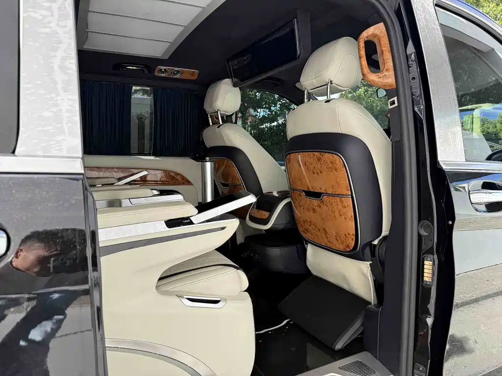 Mercedes-Benz Vito — миниатюра 7