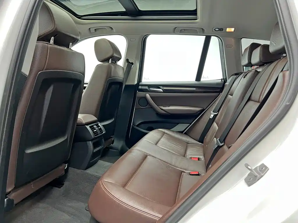 BMW X3 (Import) — миниатюра 16