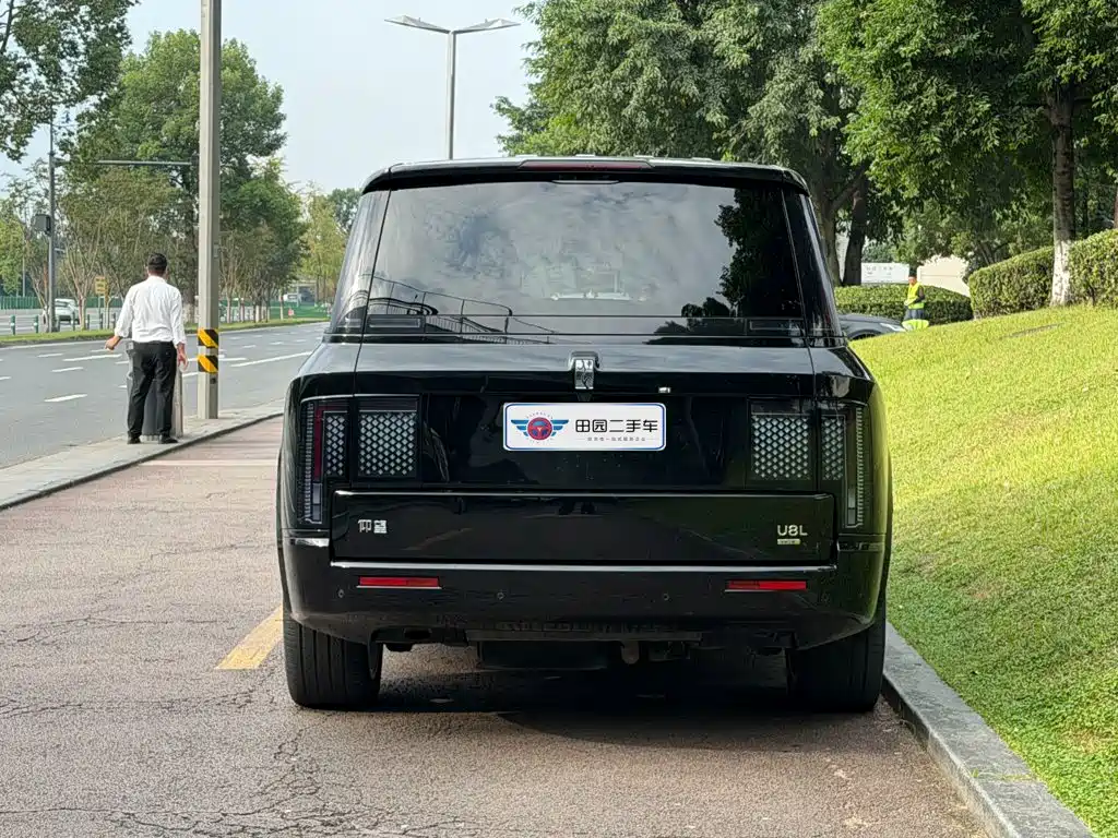 Yangwang Yangwang U8 L — миниатюра 5