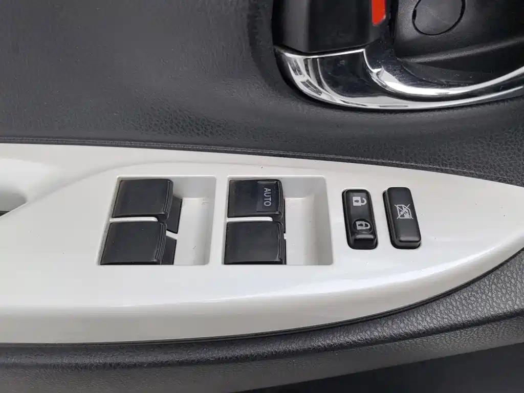 Toyota Vios — миниатюра 9