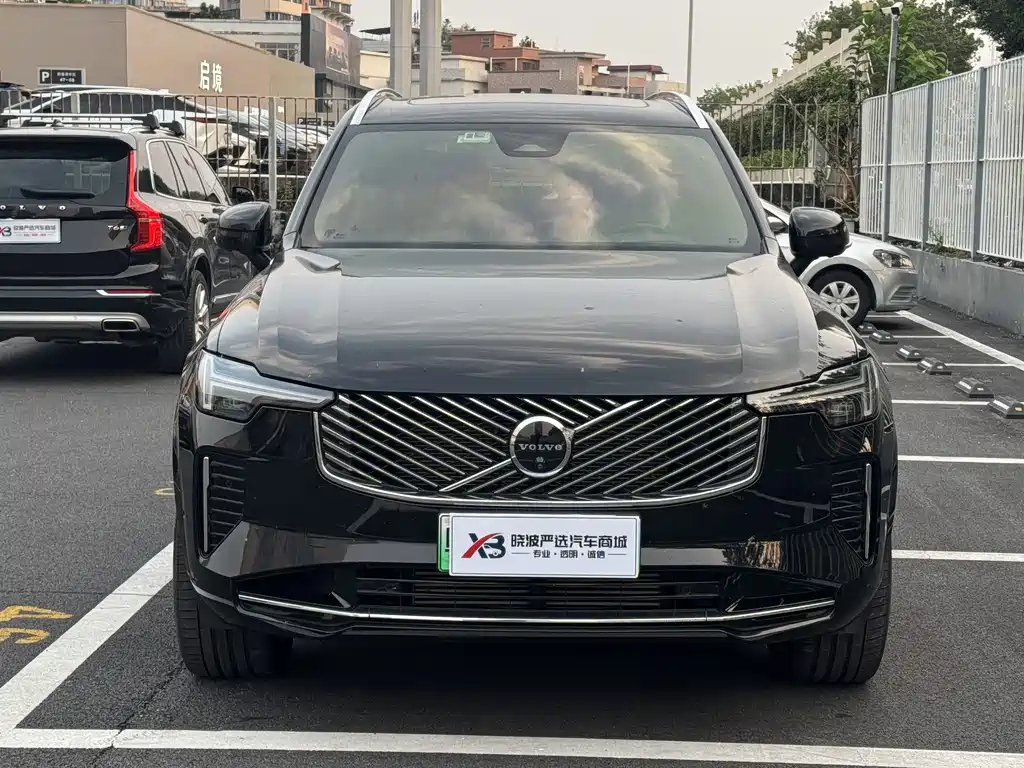 Volvo XC90 PHEV — миниатюра 3