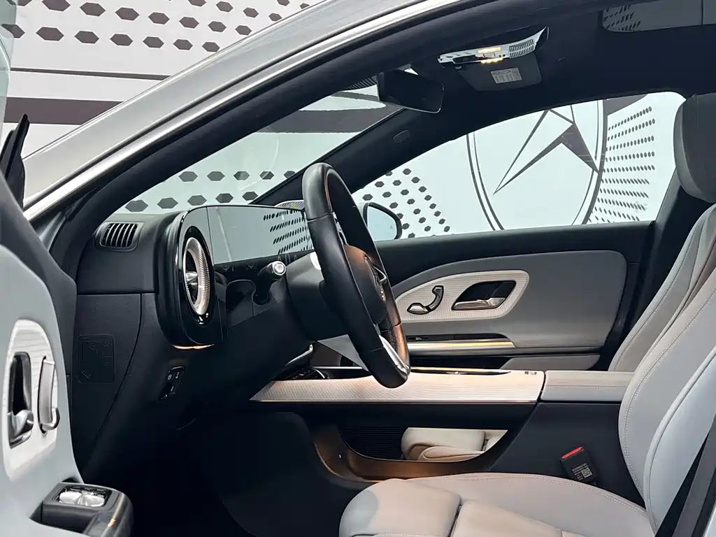 Mercedes-Benz CLA New Energy — миниатюра 6