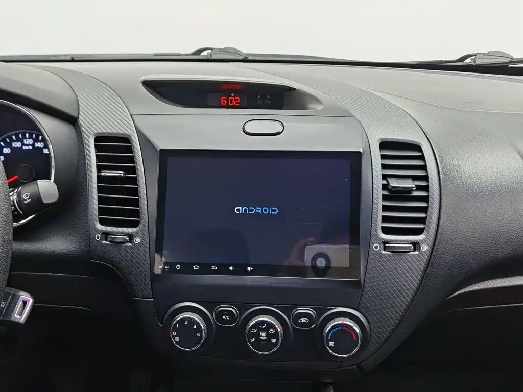 Kia K3 — миниатюра 12