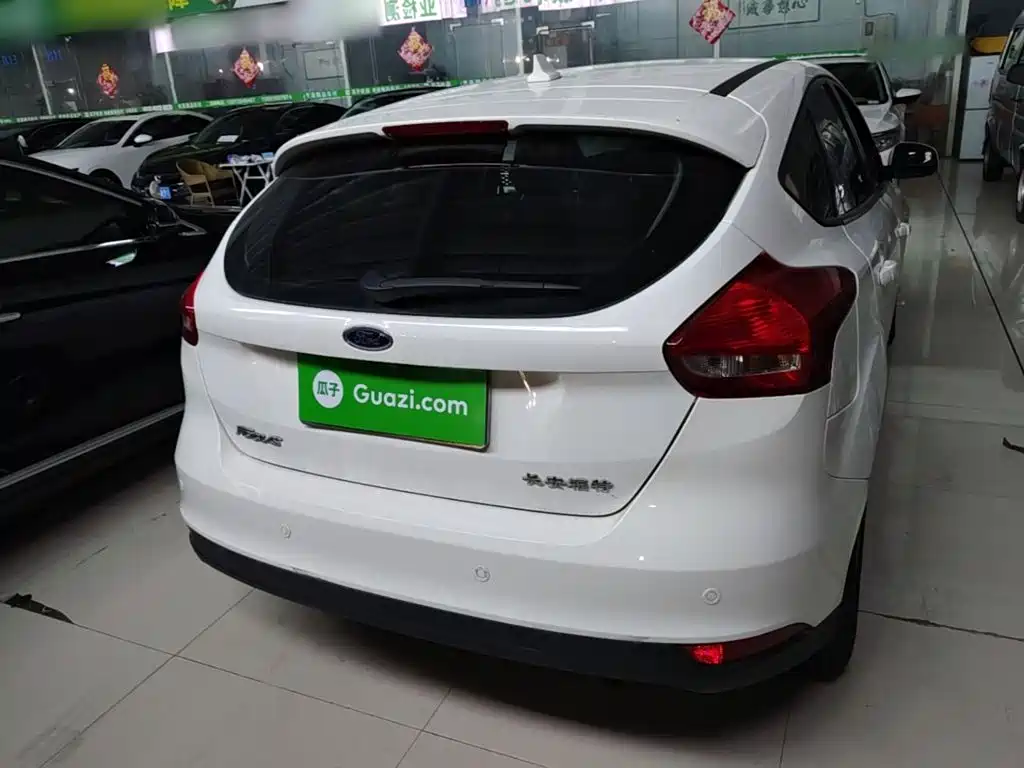 Ford Focus — миниатюра 6