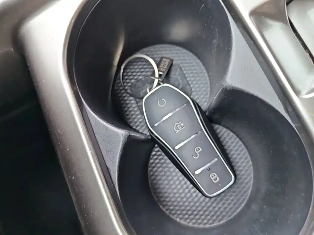 BYD Dolphin — миниатюра 9