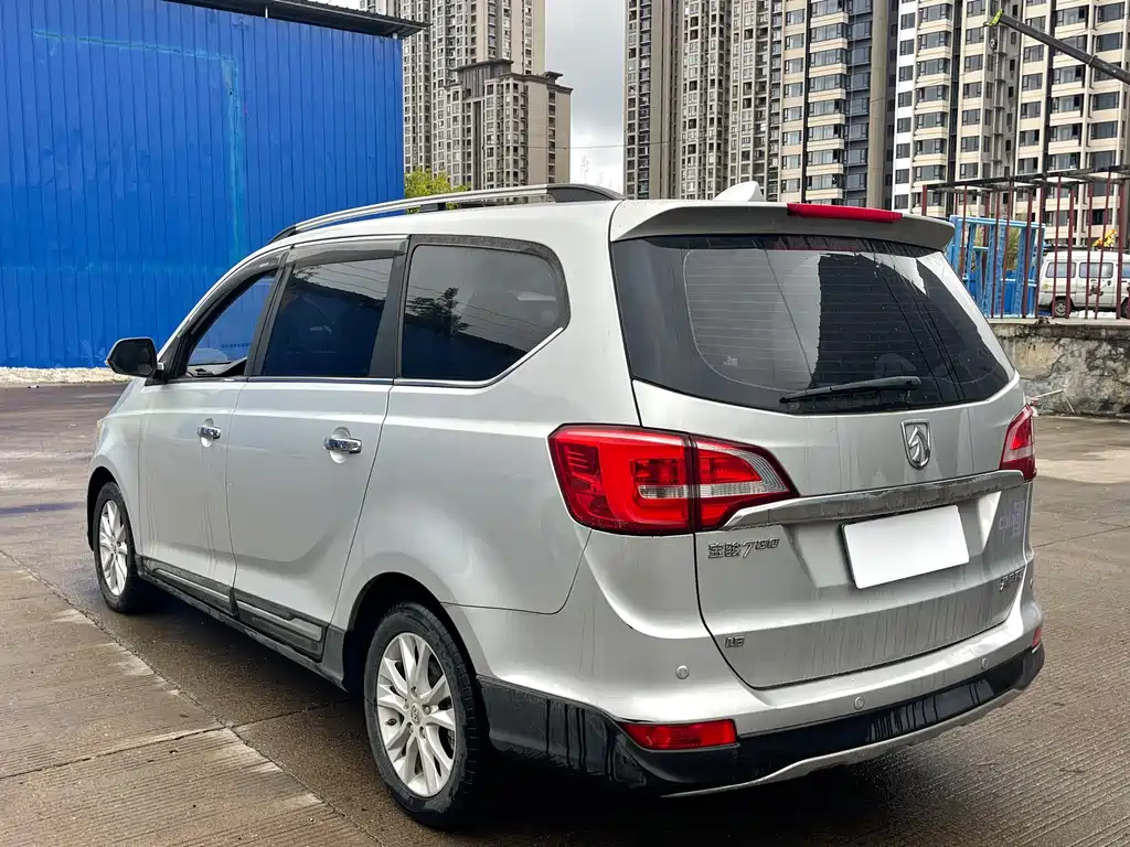 BAOJUN 730