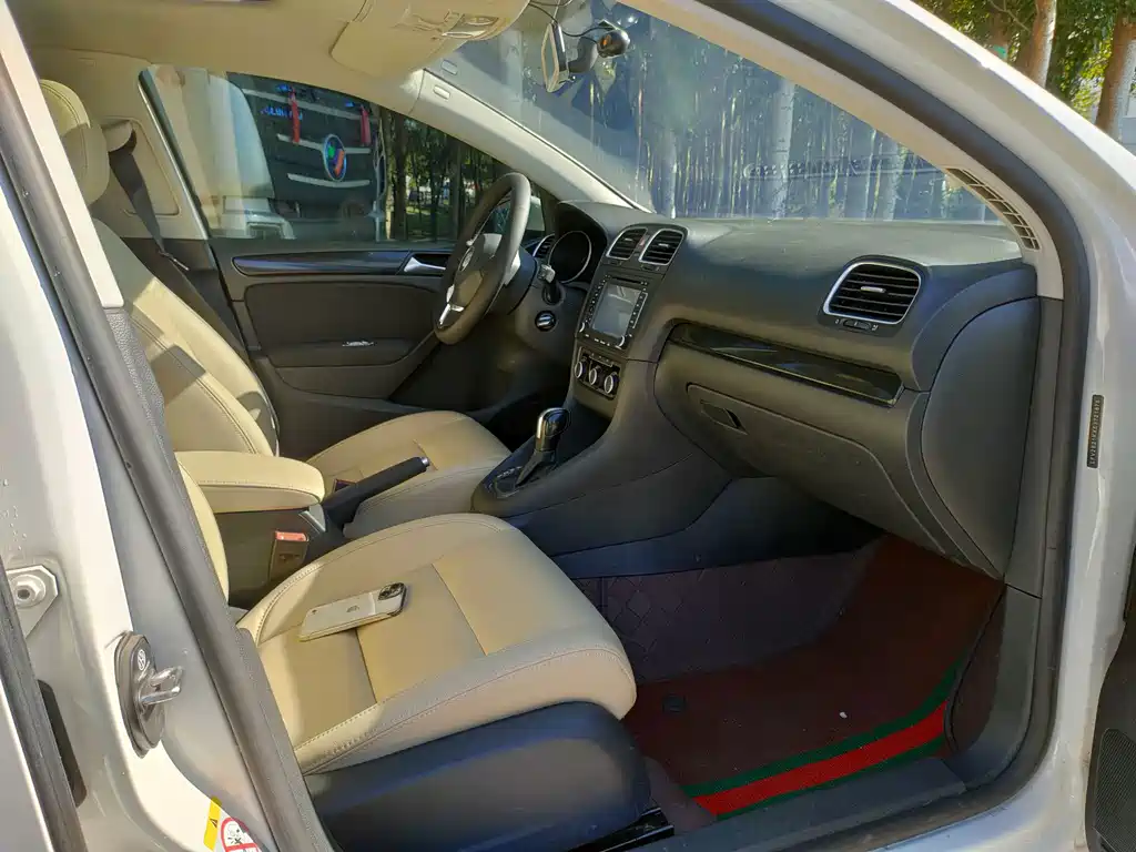 Volkswagen Golf — миниатюра 13