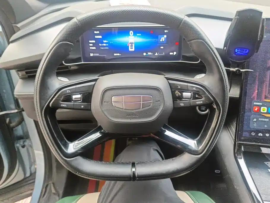 Geely Boyue — миниатюра 15