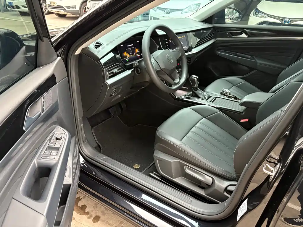 Volkswagen Passat — миниатюра 10