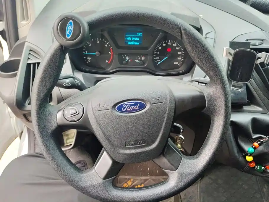 Ford Transit — миниатюра 15