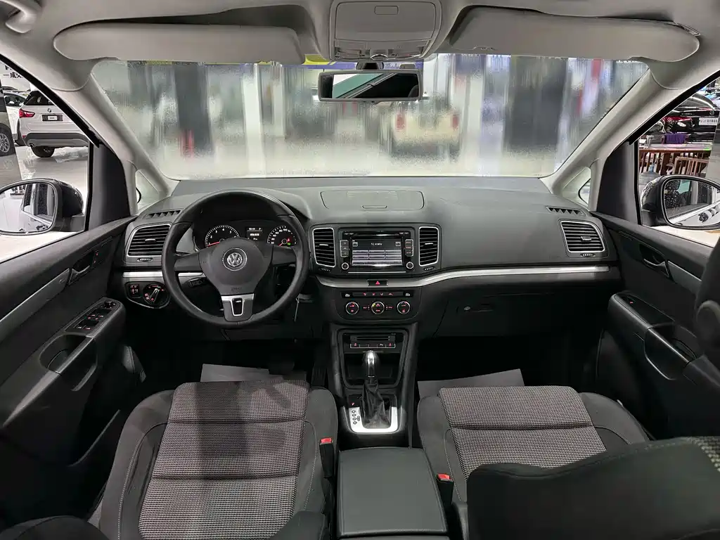 Volkswagen Sharan — миниатюра 8
