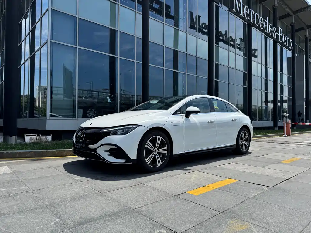 Mercedes-Benz EQE 2025 500 4MATIC