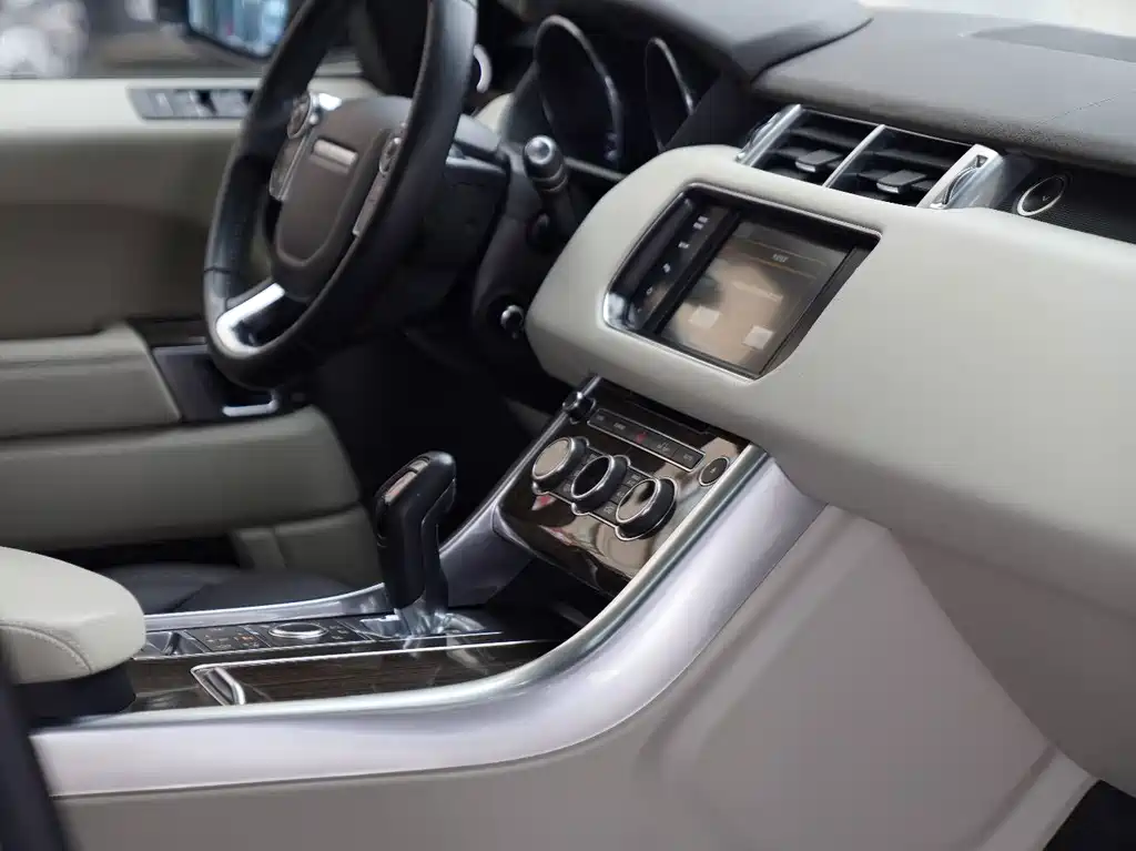 Land Rover Sport — миниатюра 14