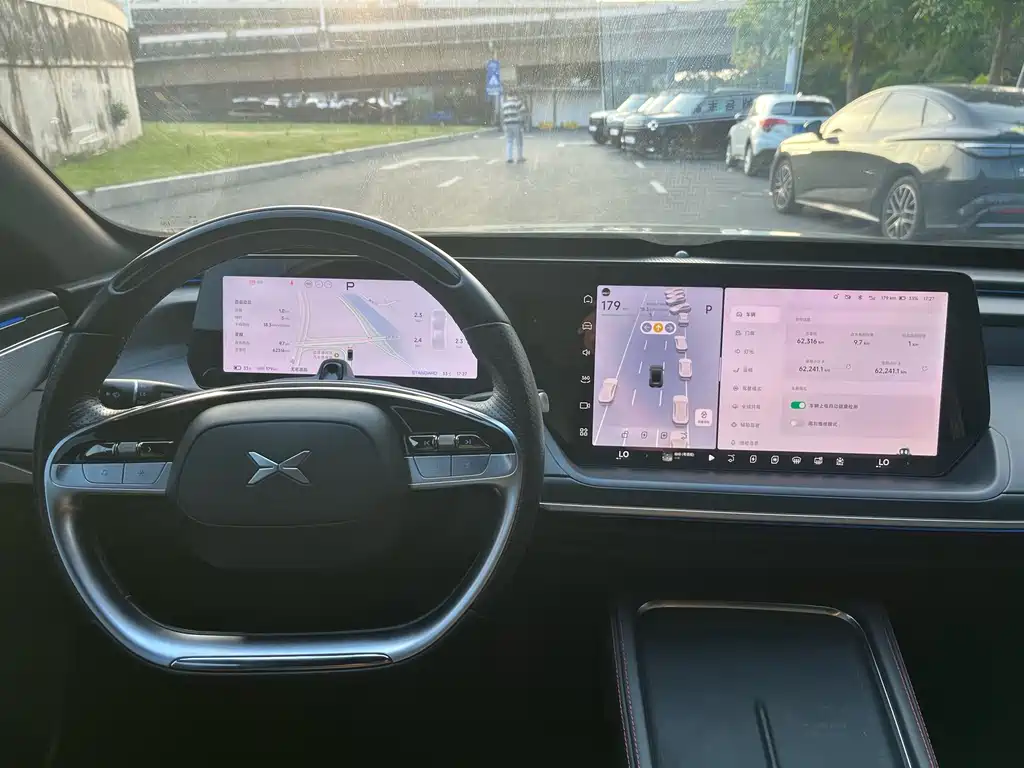 XPeng P7 — миниатюра 14