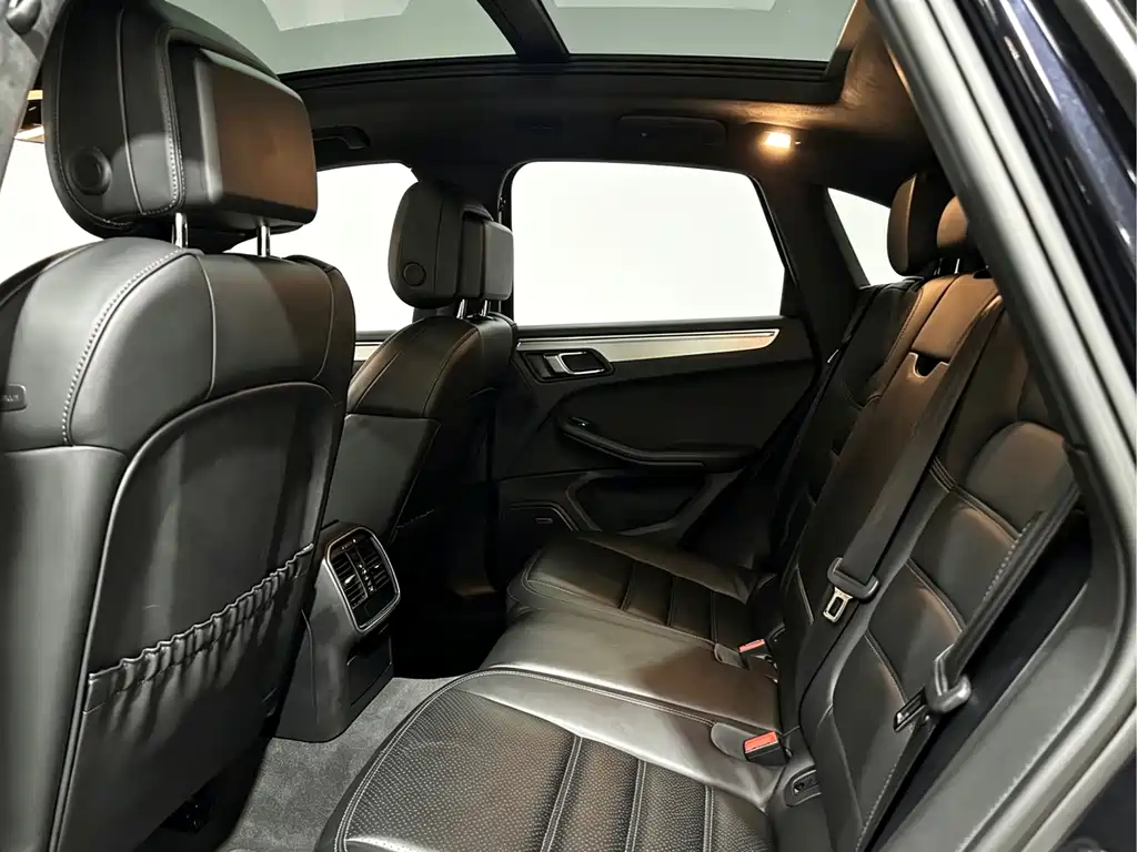 Porsche Macan 2014 Macan Turbo 3.6T