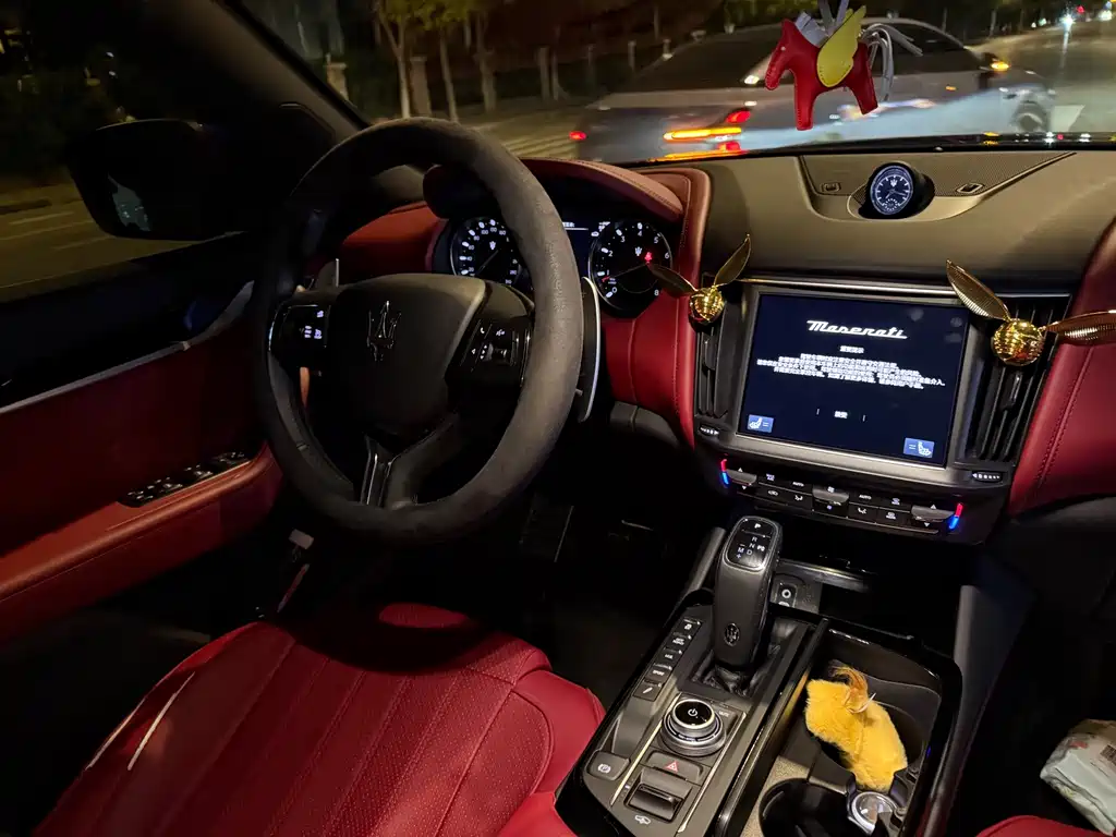 Maserati Levante — миниатюра 7