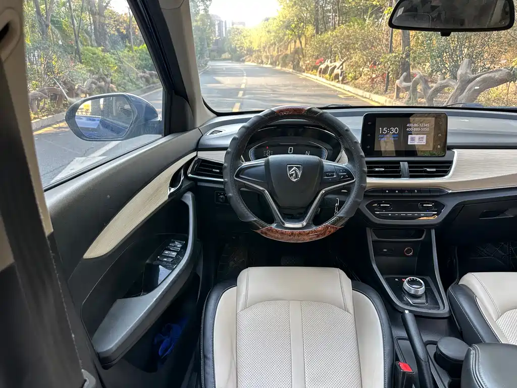 BAOJUN 360