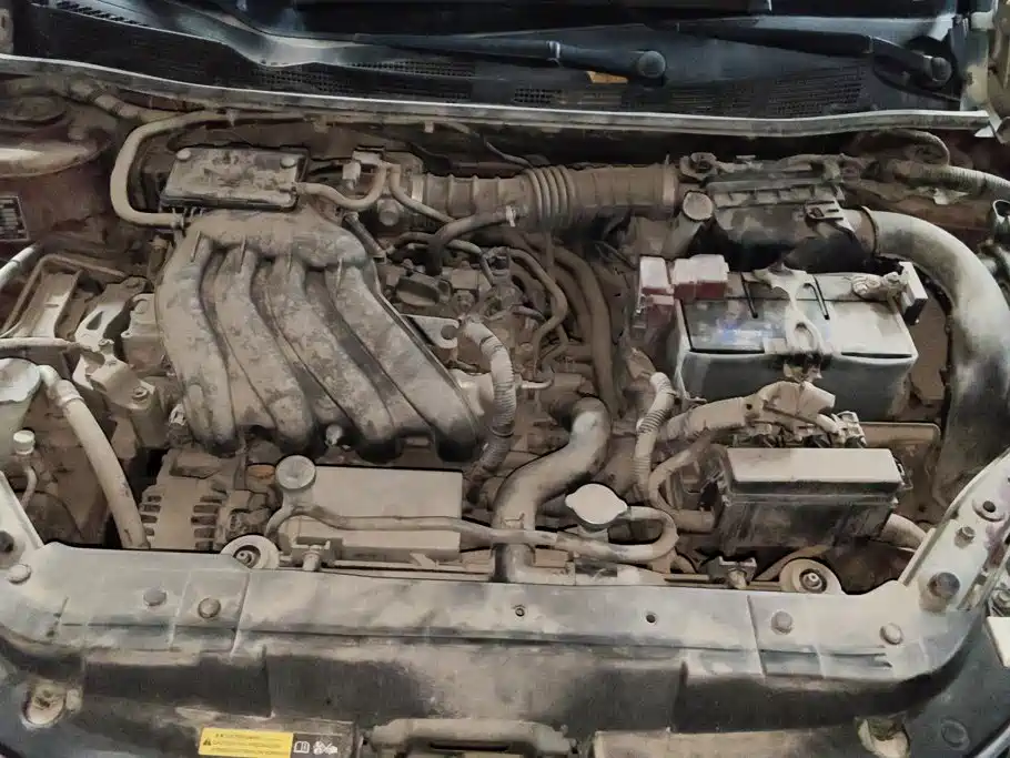 Nissan Tiida — миниатюра 10