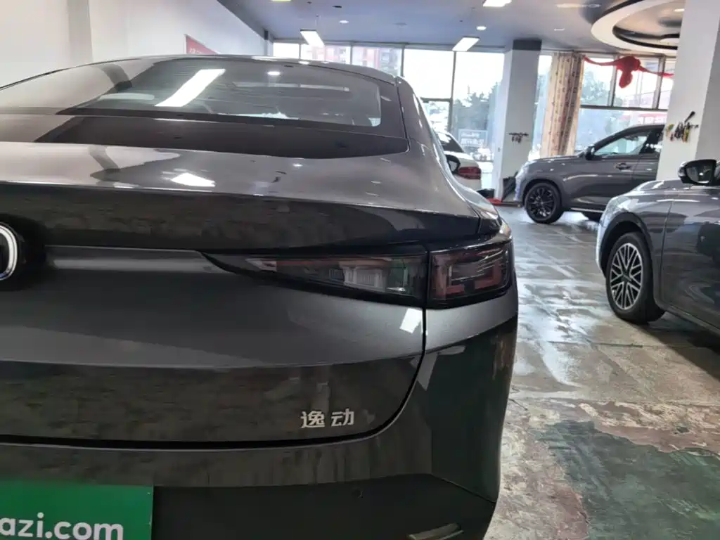 Changan Eado — миниатюра 8