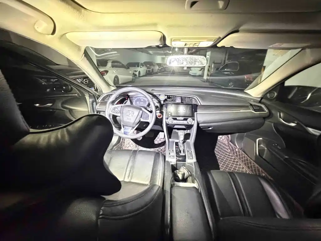 Honda Civic — миниатюра 4