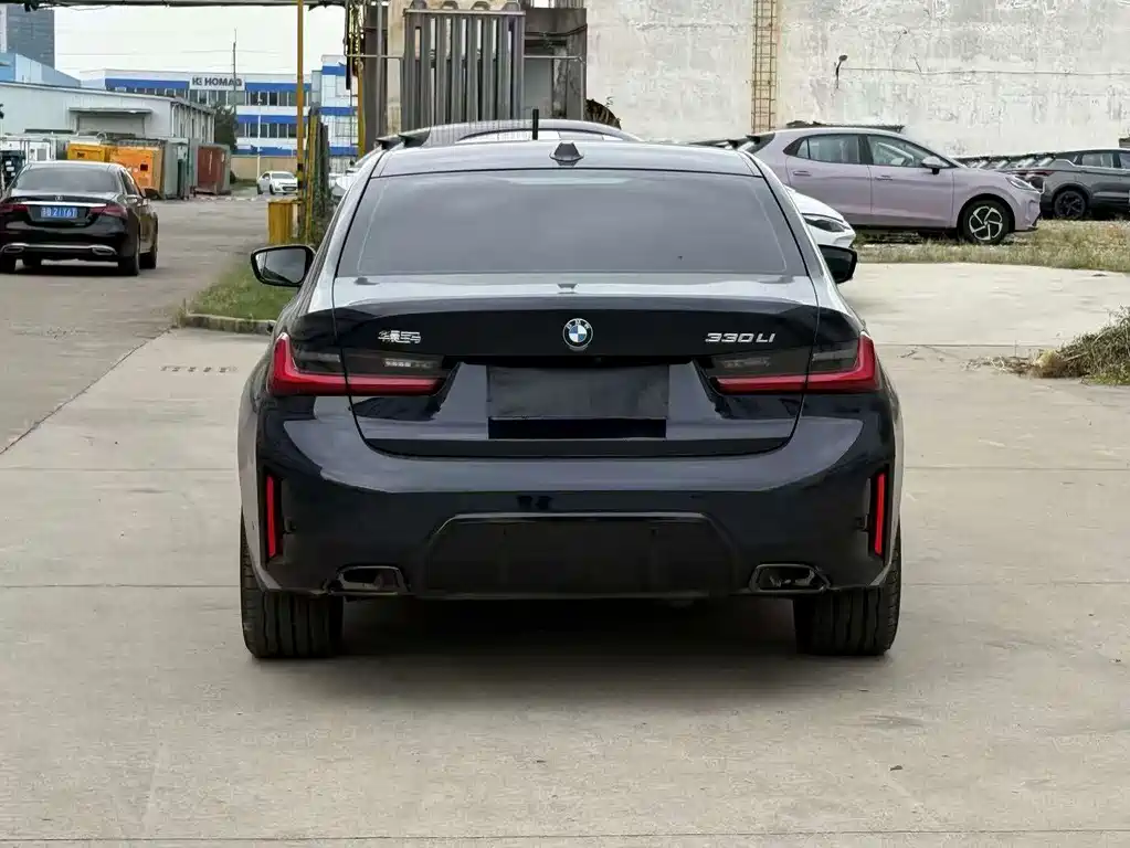 BMW 3 Series — миниатюра 13