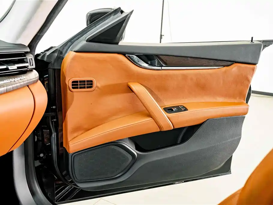Maserati Quattroporte 3.0T Standard Type, фото 15