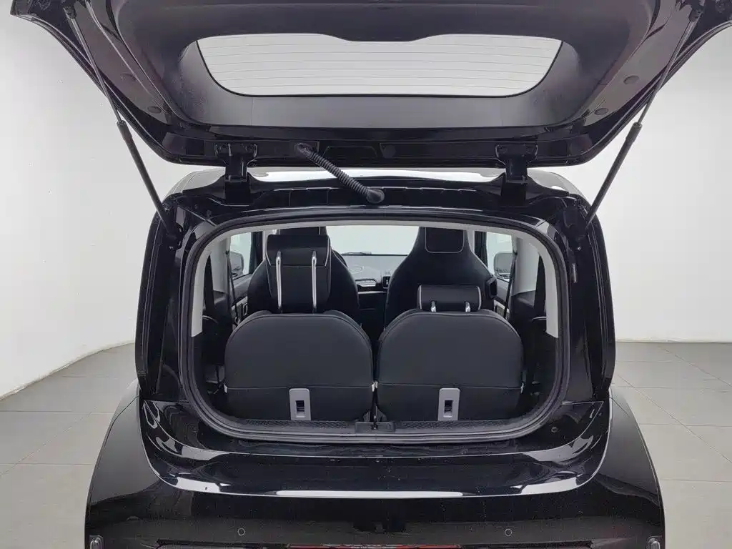 Baojun KiWi EV — миниатюра 16
