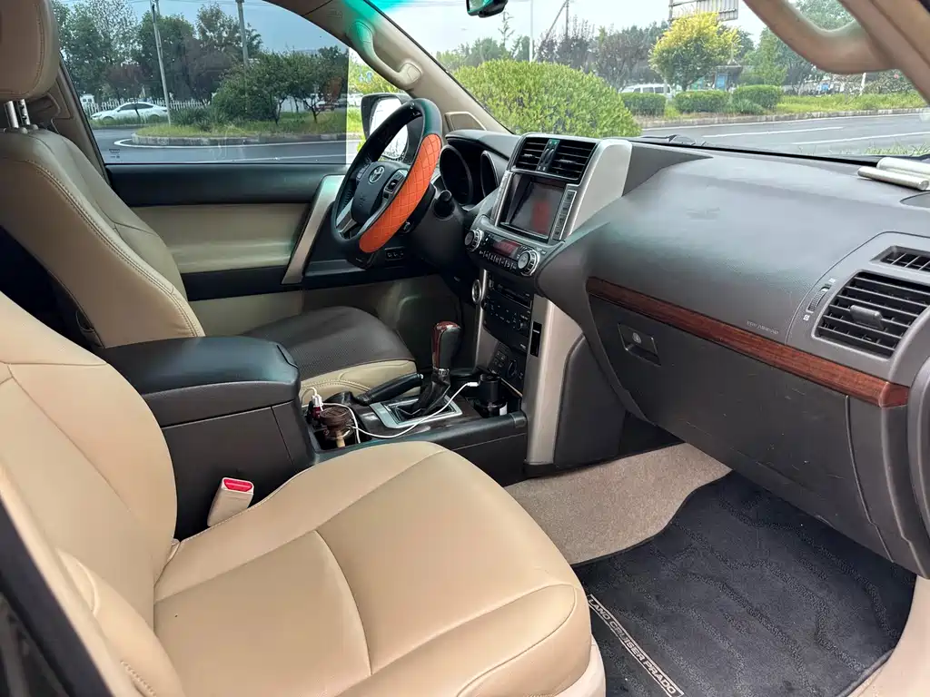 Toyota Prado — миниатюра 9