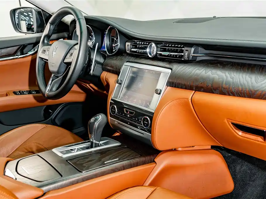 Maserati Quattroporte 3.0T Standard Type, фото 17