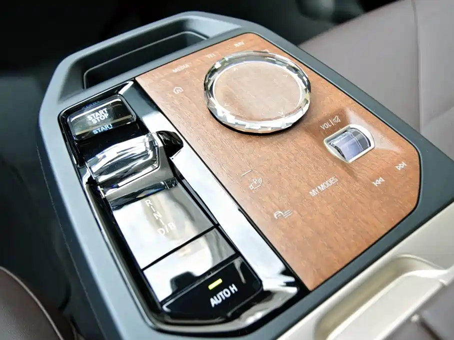 BMW iX 2022 xDrive40