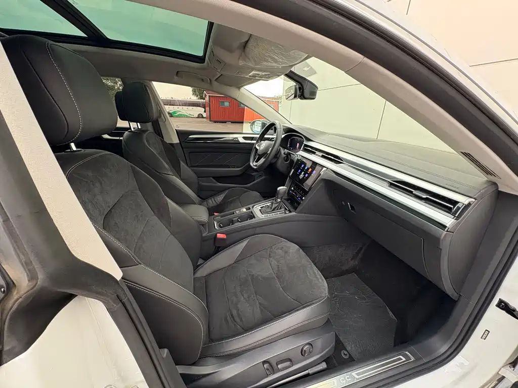 Volkswagen FAW - Passat CC CC 2021 330TSI
