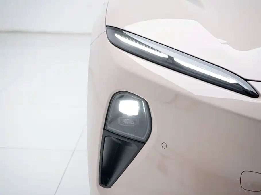 NIO ET5T — миниатюра 13